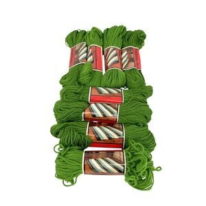 Vintage Aunt Lydia's Heavy Rug Yarn 615 Grass Green 8 Skeins 323 total grams